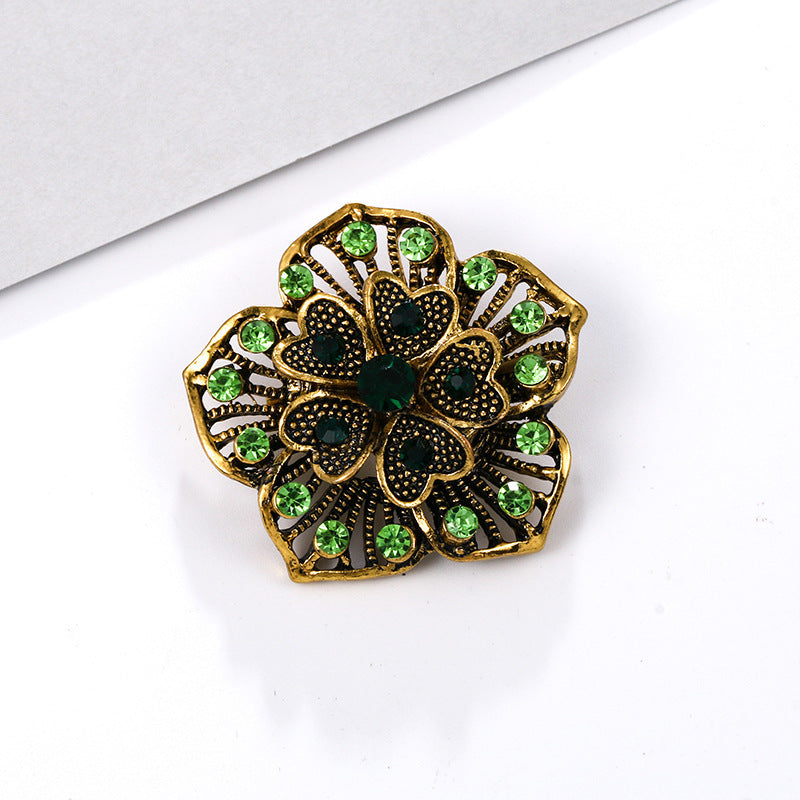 Alloy rhinestone small pin brooch costume