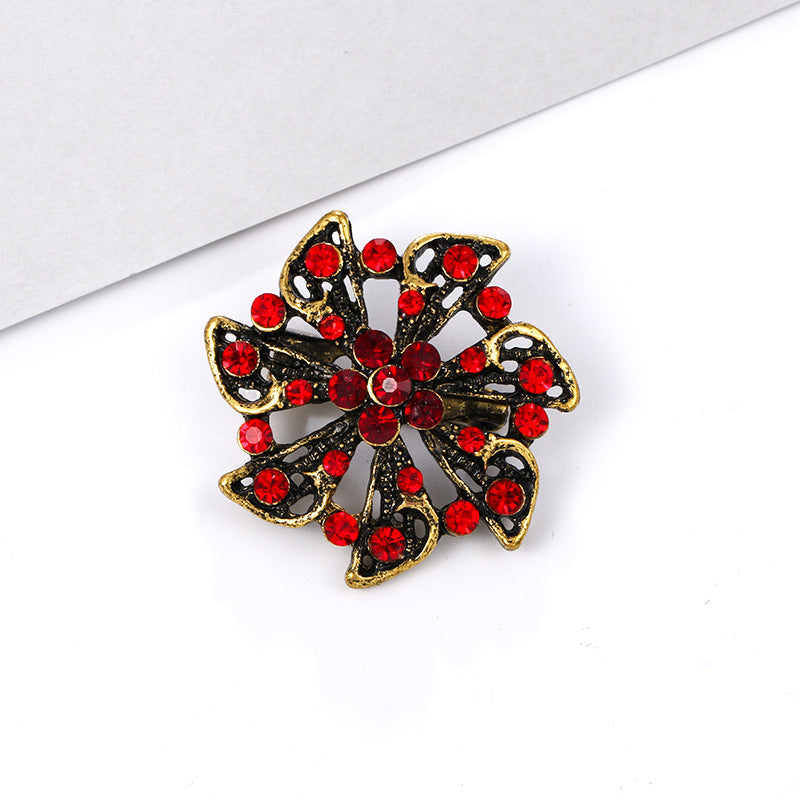 Alloy rhinestone small pin brooch costume