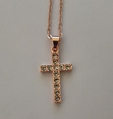 Cross Pendant Lady Necklace