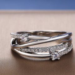 Beautiful Geometric Lines Inlaid Zircon Ladies Ring