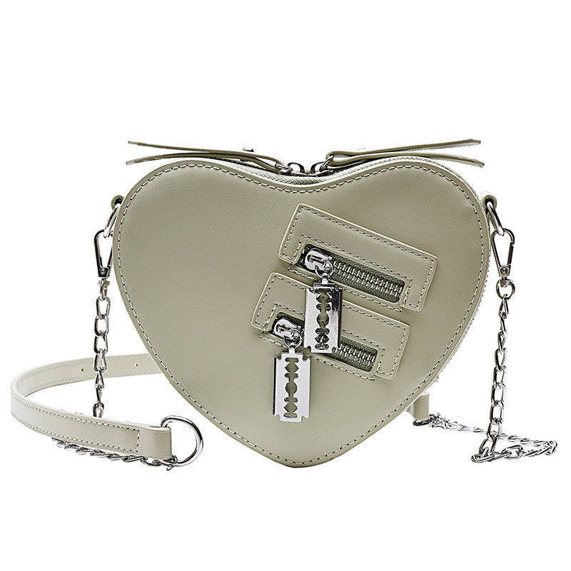 Fashion Creative Heart Chain Pu Small Satchel