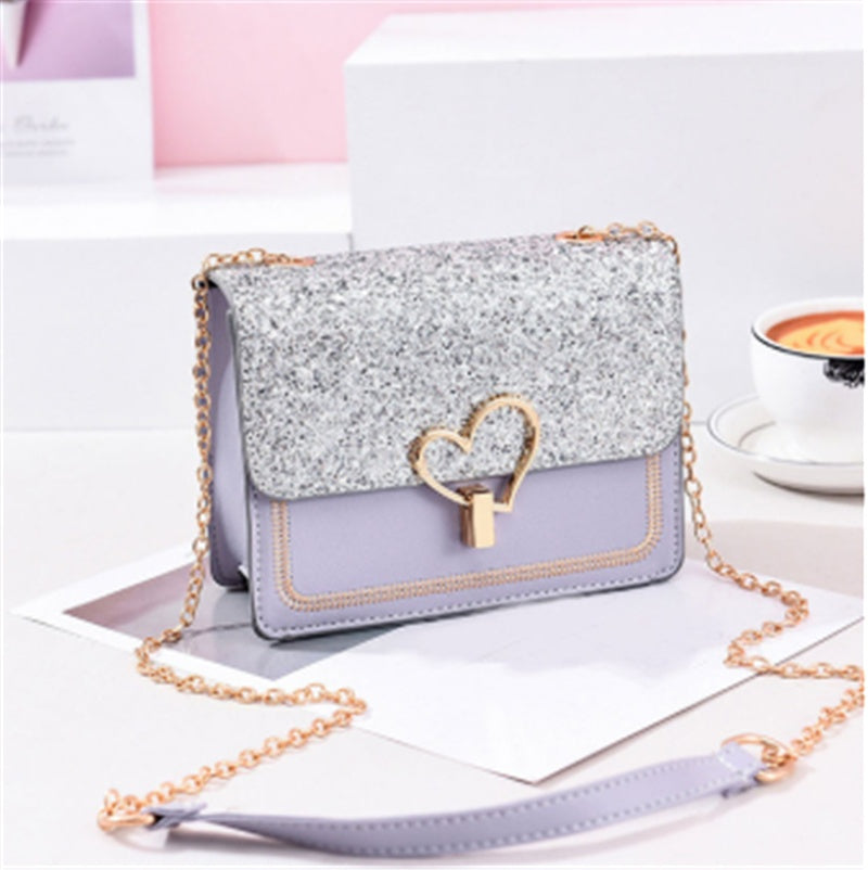 Fashion Creative Heart Chain Pu Small Satchel