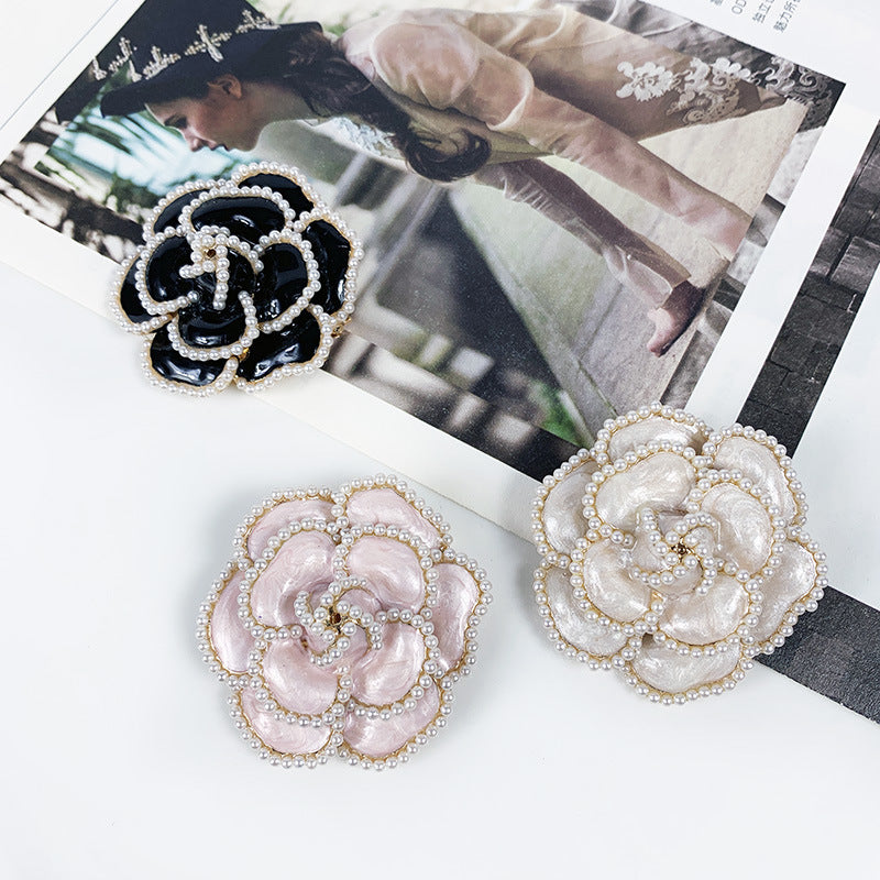 Camellia brooch trinket