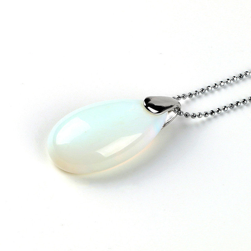 Crystal drop pendant necklace