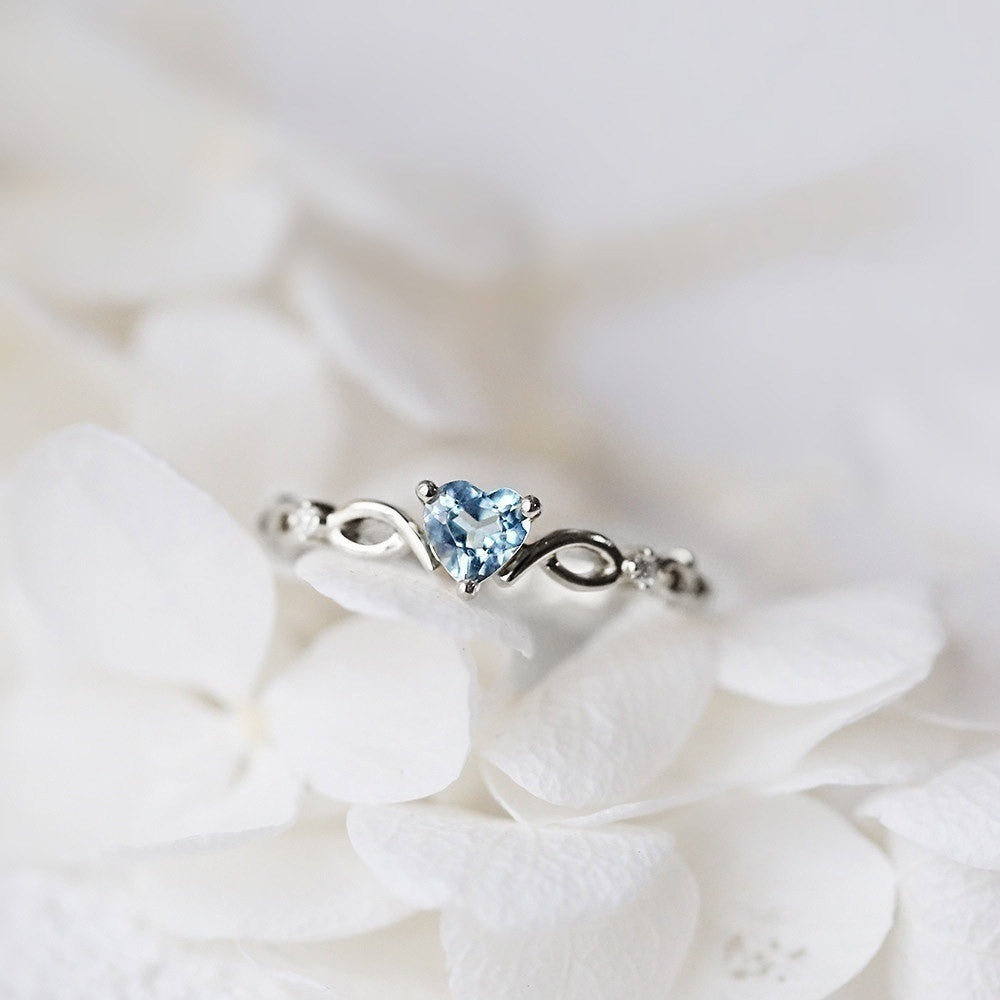 Heart-shaped diamond ring