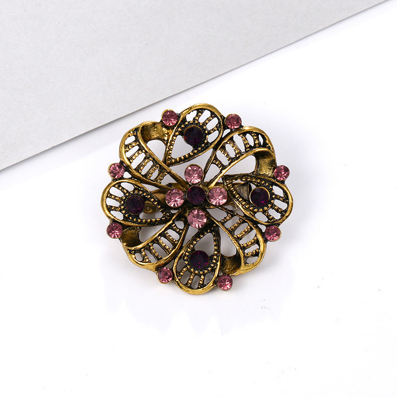 Alloy rhinestone small pin brooch costume