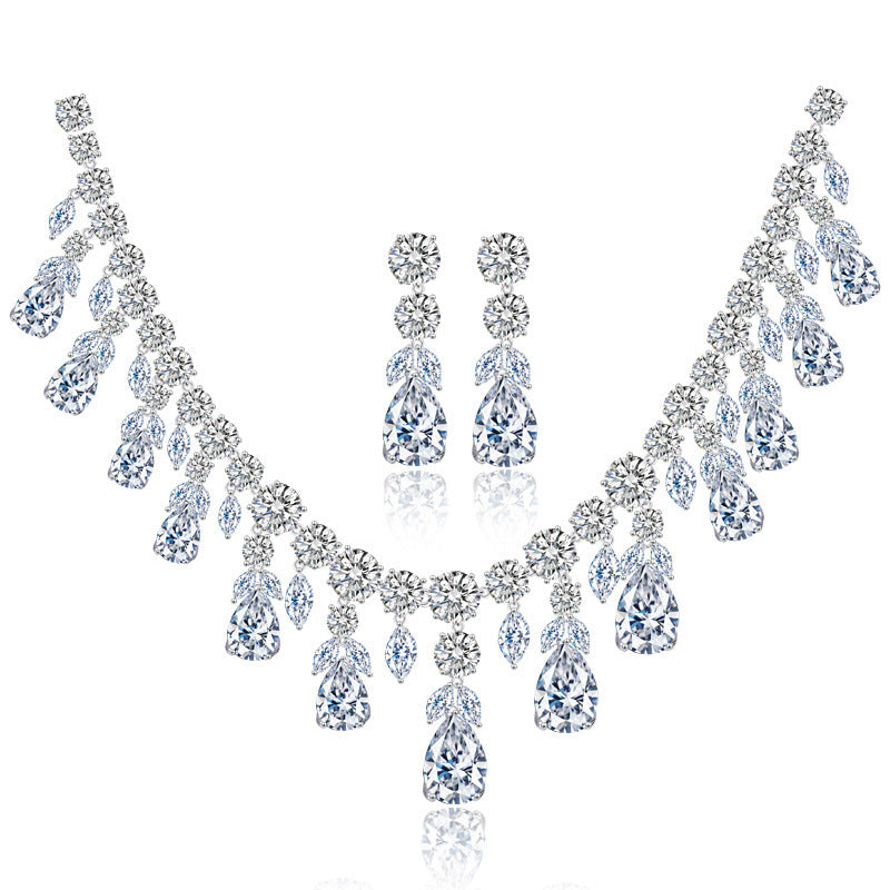 Luxury  Zircon Bridal Party  High-end Accessories  Luxury Water Drop Big Suit Super Flash Zircon Bridal Party Dress High-end Accessories  ellexo shop  jewelry  necklace  pendant  bridal sets  women jewelry  women accessories  trendy jewelry  girls product  fashion  girls fashion  women fashion