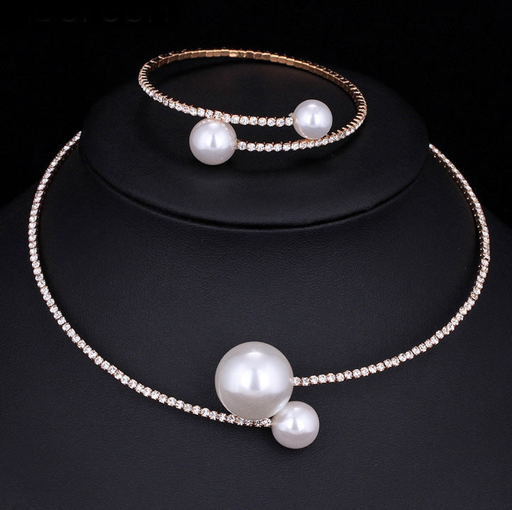 The bride wedding accessories crystal pearl diamond drill collar Necklace Bracelet Adjustable two piece suit