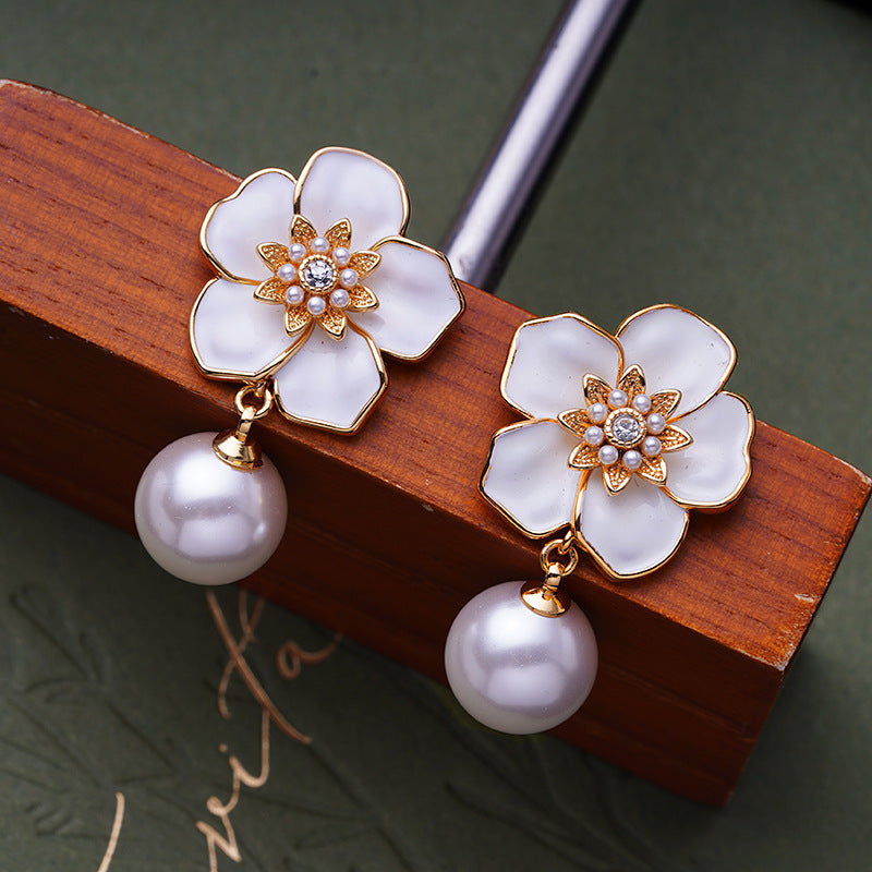 French Retro Earrings And Camellia Fashion