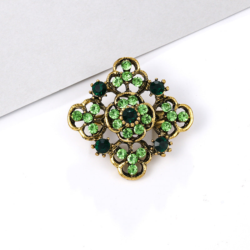 Alloy rhinestone small pin brooch costume