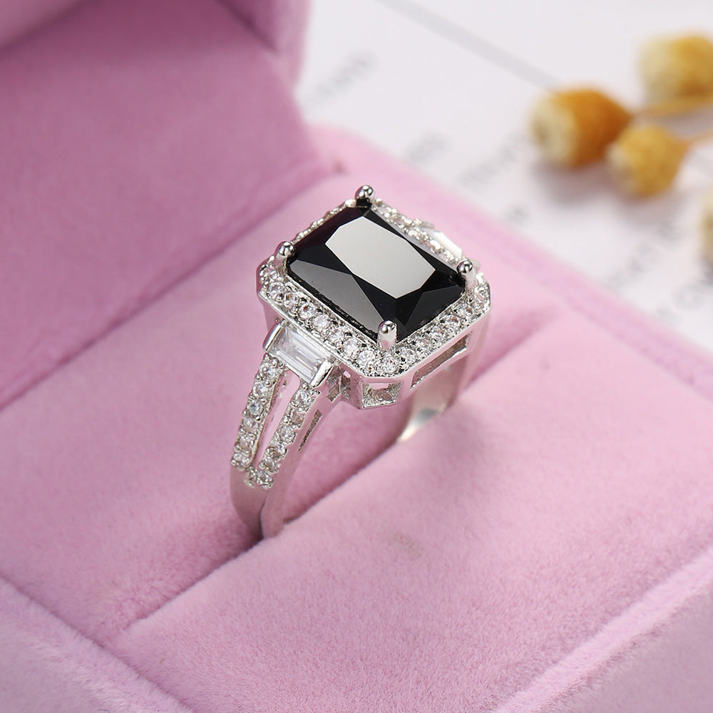 Europe And America Creative Couple Fashion Black Zircon Ring