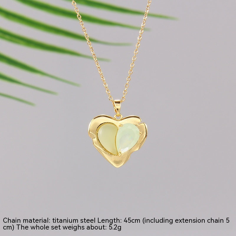 Loving Heart Zircon Necklace For Women Simple Personality Ins Style Niche High-grade Heart-shaped Titanium Steel Clavicle Chain