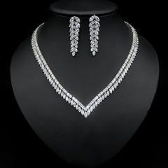 Stylish Bridal Necklace And Earring Set