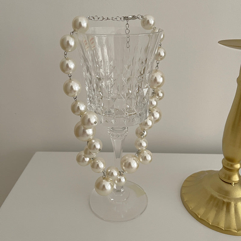 Elegant Pearl-like Grape Design Necklace