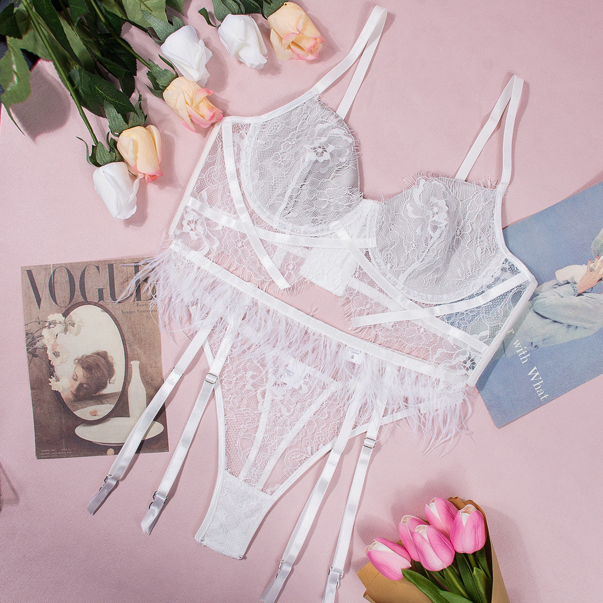 White lace three-piece underwear set