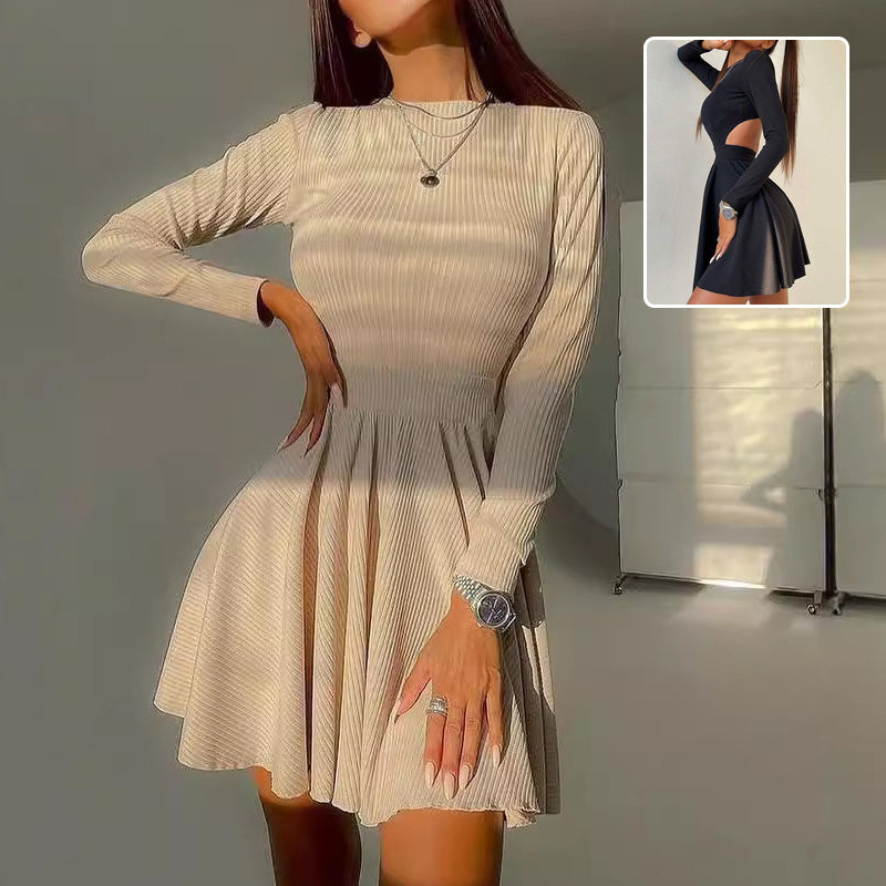 Women Long Sleeved  Round Neck Knitted Pleated Dress