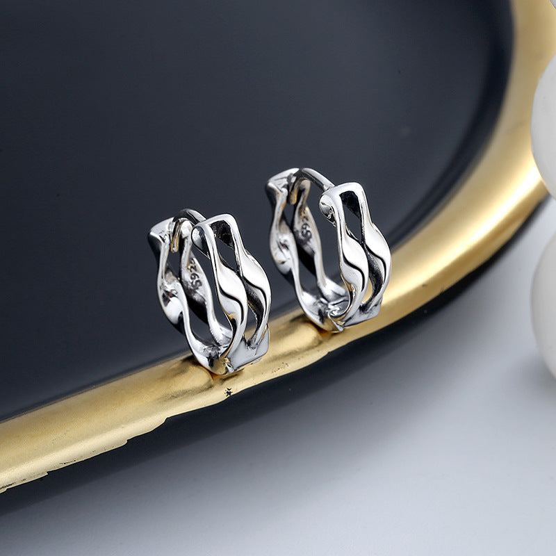 Double Twisted Geometric Wave Ear Buckle