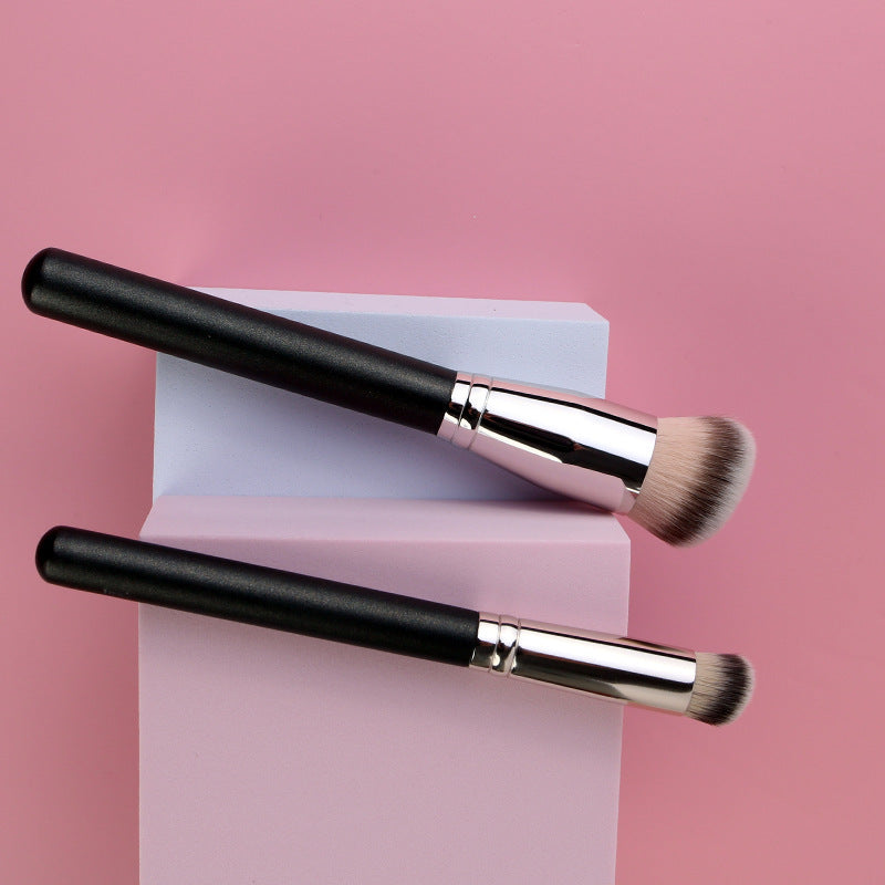 "#MakeupBrushes #EyeshadowBrush #MakeupPuff #BeautyTools #ProfessionalMakeupBrushes #MakeupBrushSet #CosmeticBrushes #MakeupEssentials #FlawlessApplication #MakeupAccessories #BlendingBrush #FoundationBrush #ContourBrush #SoftBristles #CrueltyFreeBrushes #MakeupRoutine #BeautyMustHaves #MakeupArtistTools #PerfectBlend #MakeupLovers"