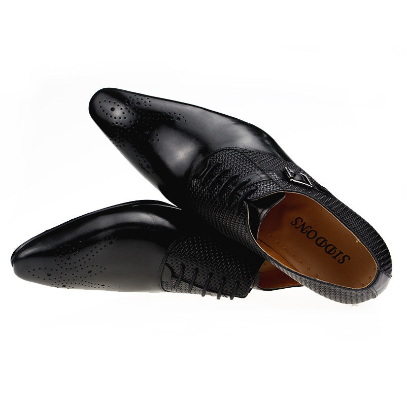 Men's British Pointed Toe Wear-resistant Low-top Leather Carved Shoes