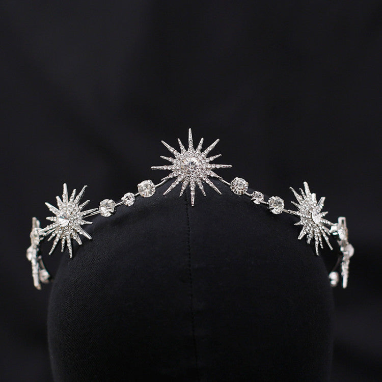 The Bride's Exquisite Silver Temperament Headband Is Super Fairy